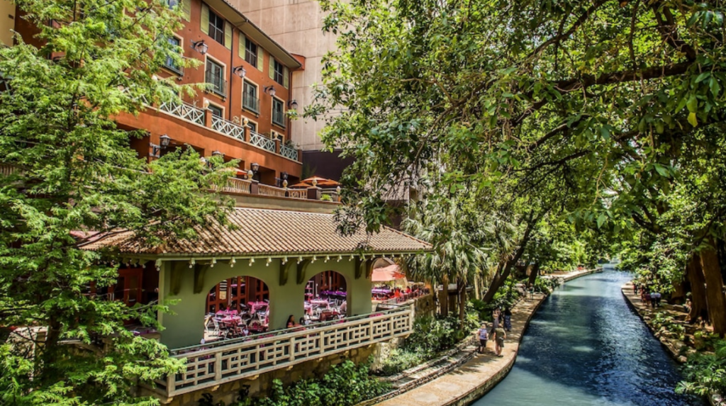 Hotel Valencia Riverwalk